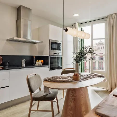 Mescit - 2 Bedrooms And Balcony In Eixample Dreta