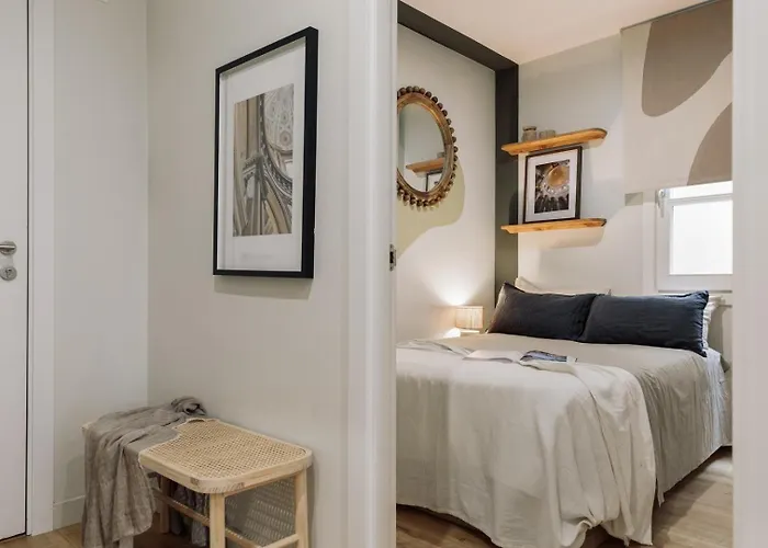 Mescit - 2 Bedrooms And Balcony In Eixample Dreta * Barcelone