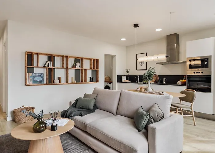 Mescit - 2 Bedrooms And Balcony In Eixample Dreta Barcelone