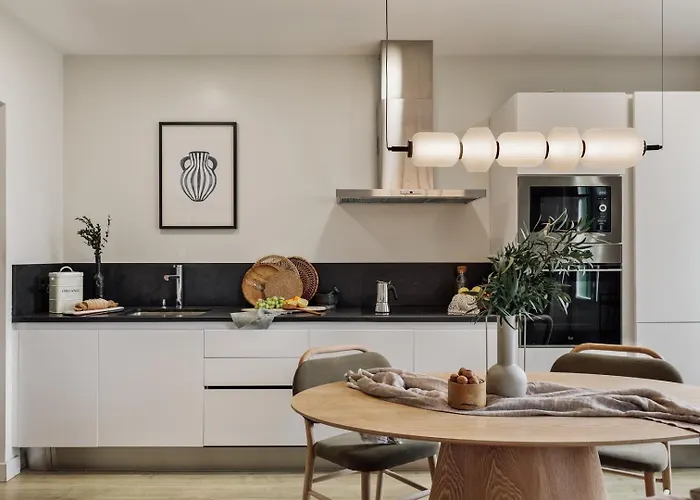 Mescit - 2 Bedrooms And Balcony In Eixample Dreta Appartement