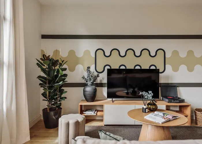 Mescit - 2 Bedrooms And Balcony In Eixample Dreta *