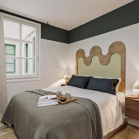 Mescit - 2 Bedrooms And Balcony In Eixample Dreta Barcelona